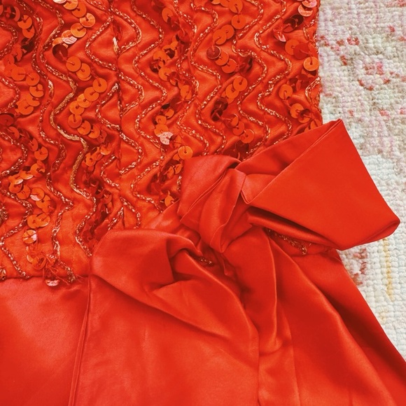 Loralie, Women’s 1970s Vintage Elegant Red Strapless Dress - Picture 5 of 5